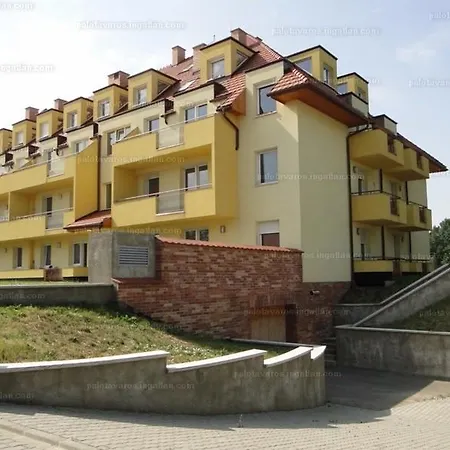 Appartamento Velence Home *